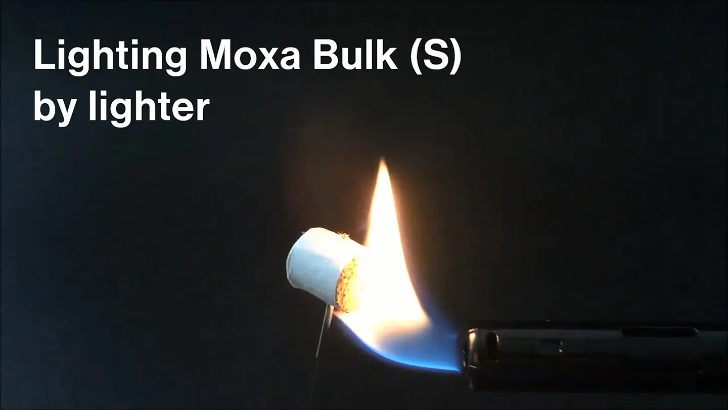 Lighting Moxa Bulk (S) by lighter